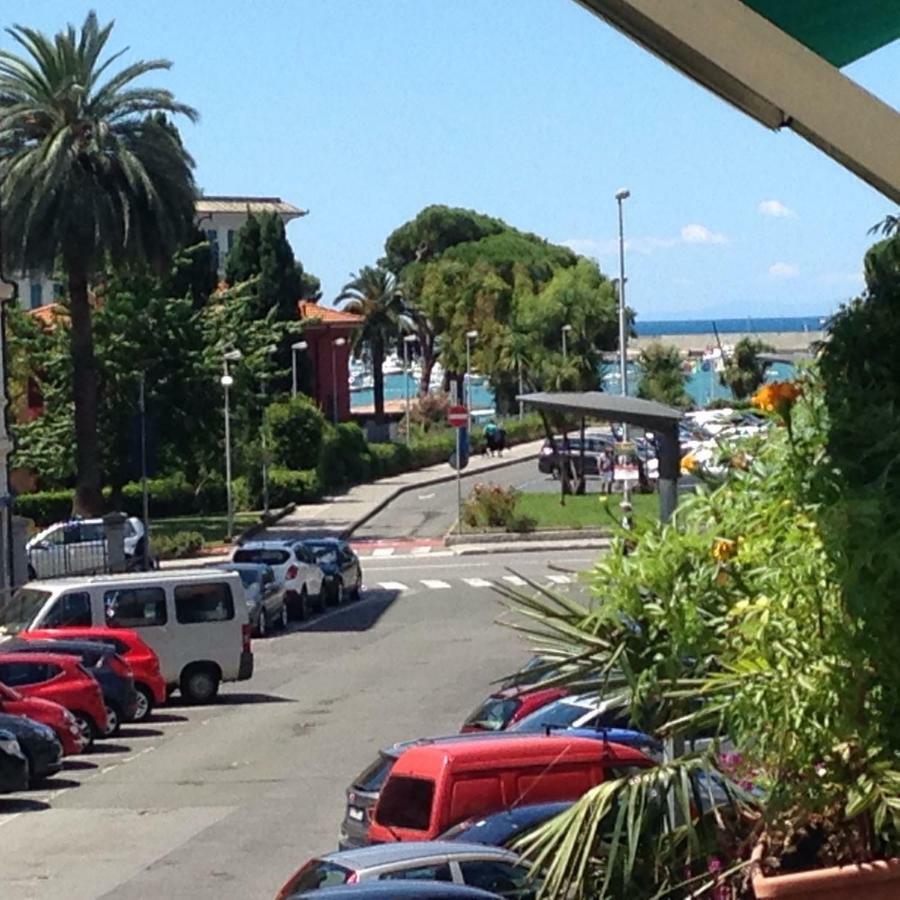 Appartamento Azzurro Mare Sestri Levante Buitenkant foto